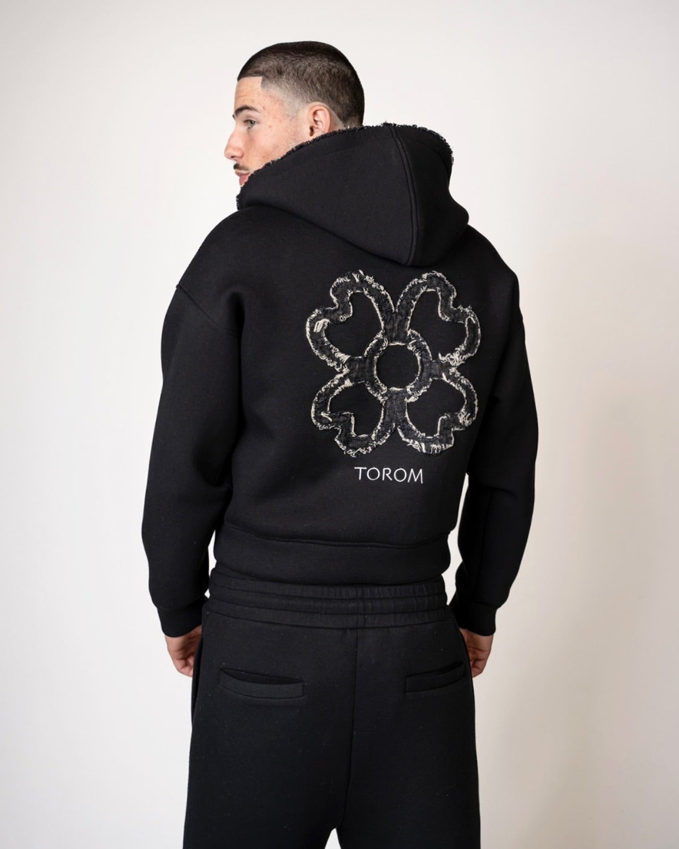 ZIP HOODIE DEEP BLACK